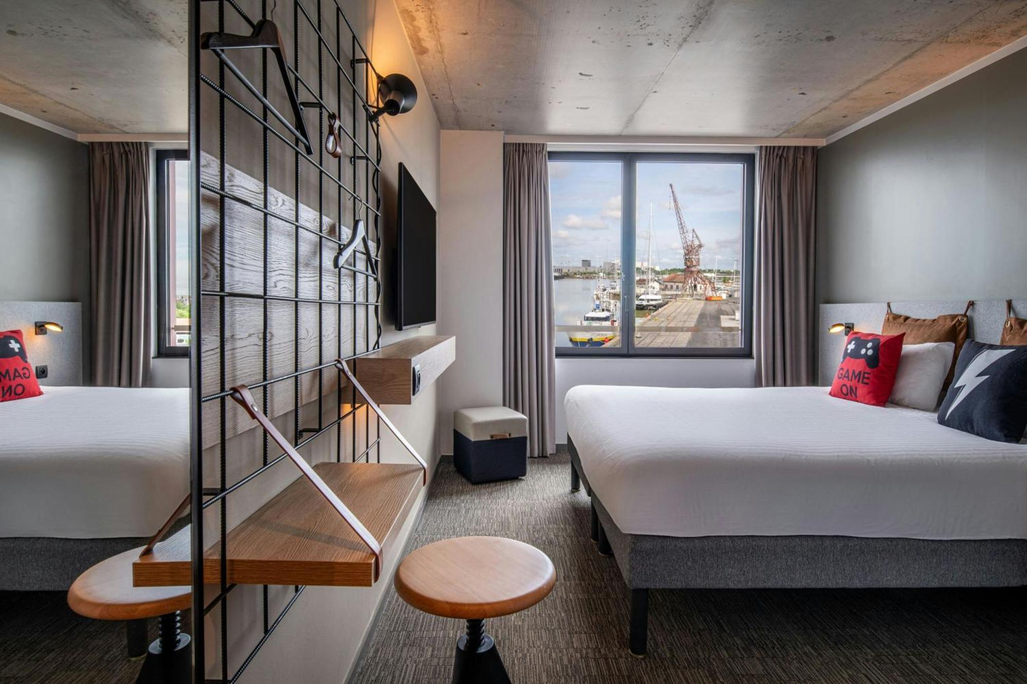 Отель Moxy Бордо Экстерьер фото